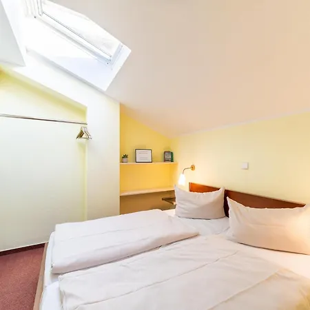 Elegant Eingerichtete Lägenhet Granzow