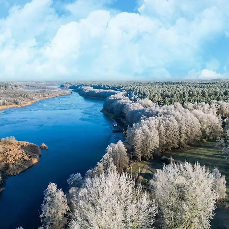 Elegant Eingerichtete Lägenhet *